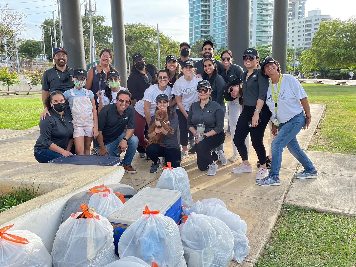  AD&amp;V team picture at Condado Lagoon Cleanup 